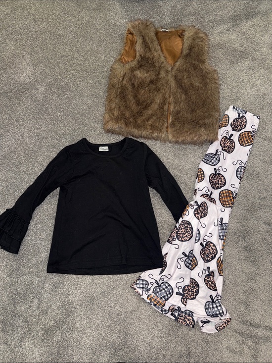 Other - Girls Black Ruffle Sleeve Top with Pumpkin Print Bell Bottoms with Fluffy Vest